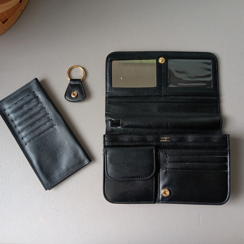 BUXTON BUXHYDE WOMEN'S BLACK WALLET Organizer NEW OLD STOCK Checkbook Key Chain - Picture 1 of 9